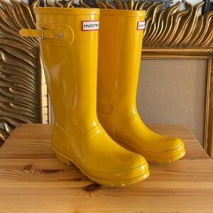 Hunter rain boots